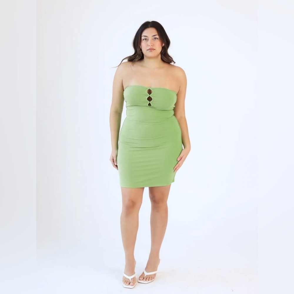 Body con Green dress . Built in bra